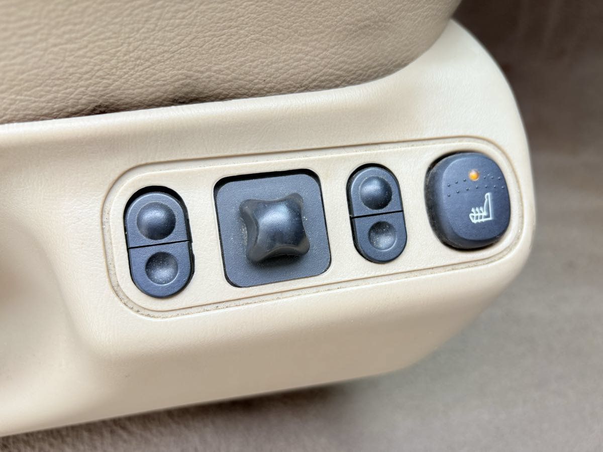 Used 2003 Ford Excursion Limited AWD/4WD image 13