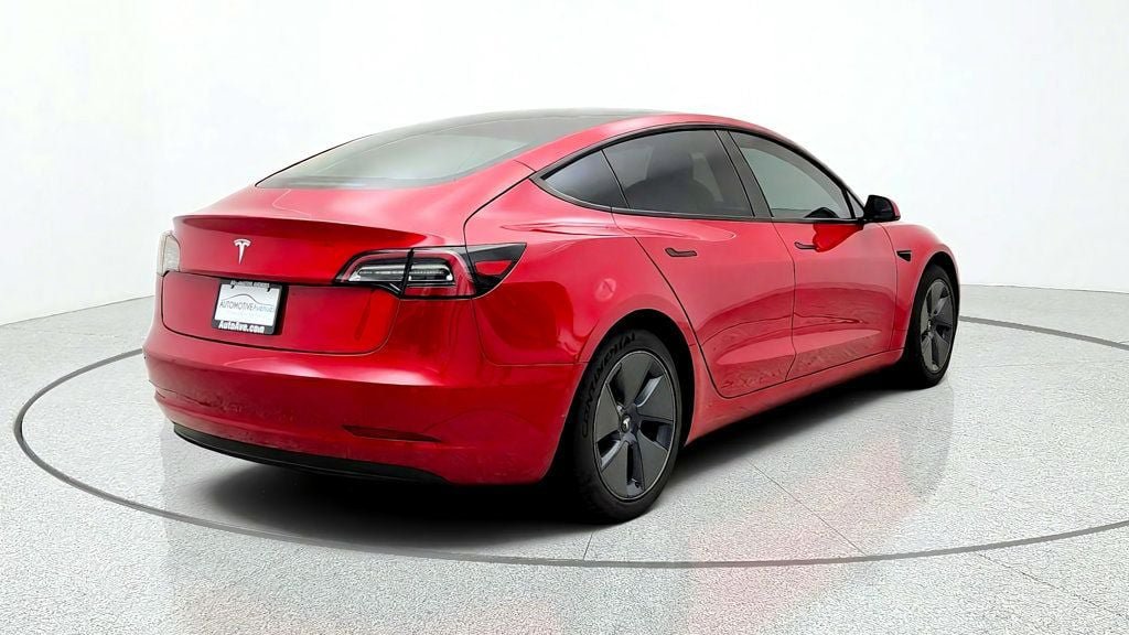 Used 2022 Tesla Model 3 RWD image 5