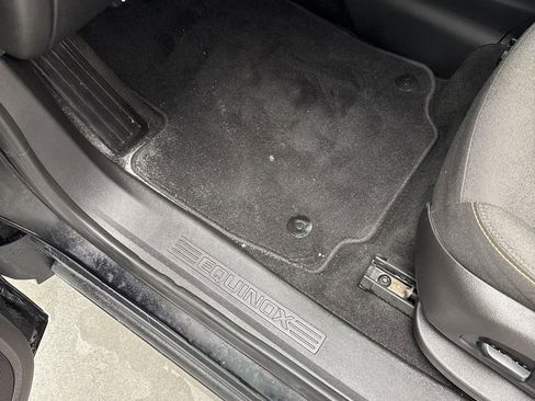 Used 2019 Chevrolet Equinox LT image 15