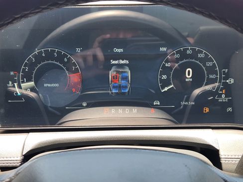 Used 2025 Ford Mustang GT Premium RWD image 16
