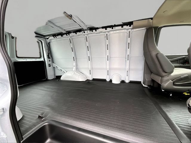 New 2026 Chevrolet Express 2500 w/ Driver Convenience Package RWD image 13