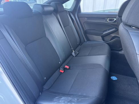 Used 2023 Honda Civic Sport image 10
