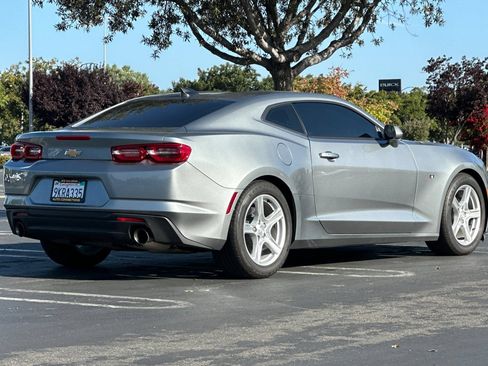 Used 2024 Chevrolet Camaro LT w/ Technology Package RWD image 4