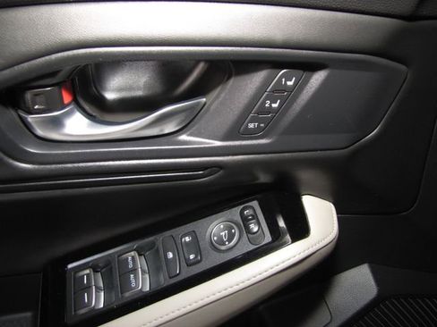 Certified 2023 Honda Accord Touring image 11