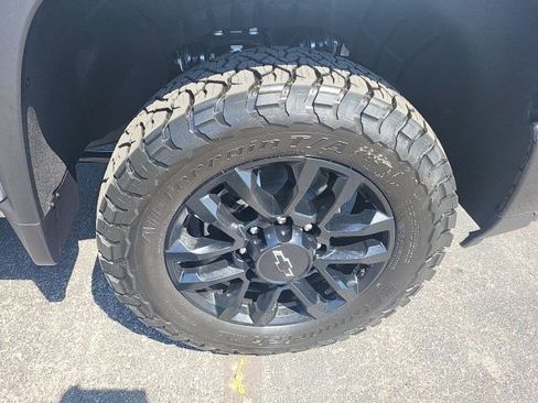 New 2026 Chevrolet Silverado 2500 LT w/ Trail Boss Package AWD/4WD image 7