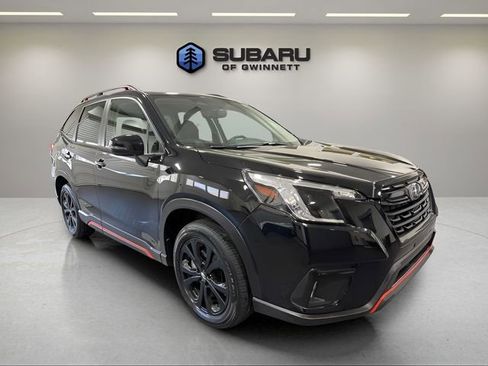 Used 2023 Subaru Forester Sport image 7