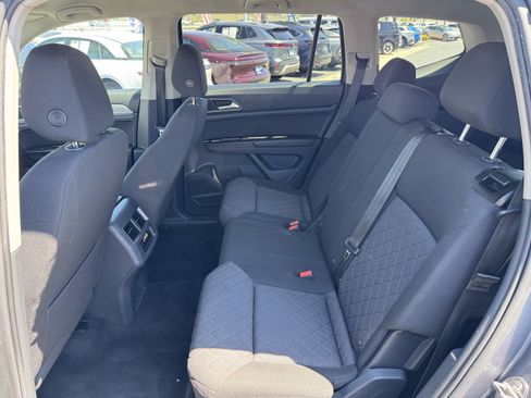 Used 2018 Volkswagen Atlas S FWD image 30