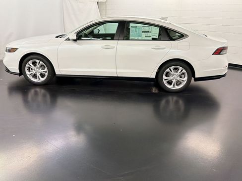 New 2026 Honda Accord LX image 2