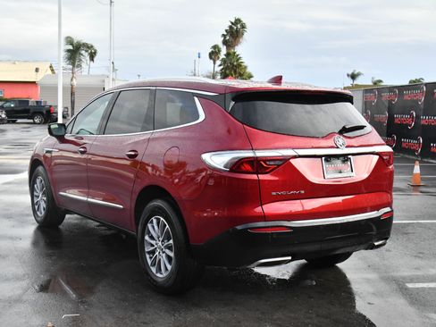 Used 2024 Buick Enclave Premium image 6