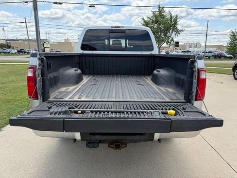 Used 2014 Ford F250 Lariat w/ FX4 Off-Road Package AWD/4WD image 11