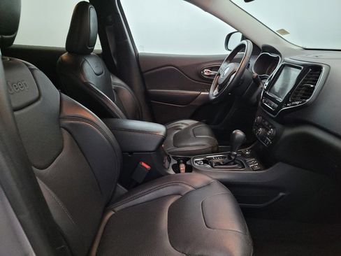 Used 2019 Jeep Cherokee Limited w/ Technology Group AWD/4WD image 21