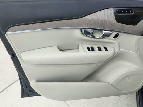 Used 2021 Volvo XC90 T6 Inscription w/ Climate Package image 40