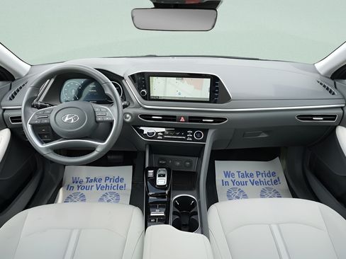 Certified 2023 Hyundai Sonata SEL w/ Convenience Package FWD image 16