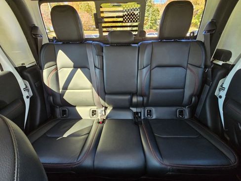 Used 2021 Jeep Gladiator Rubicon image 39