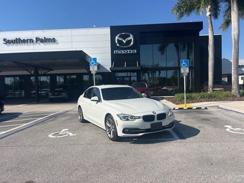Used 2018 BMW 330i xDrive Sedan image 2