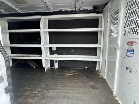 Used 2021 Ford Transit 250 Medium Roof AWD w/ Load Area Protection Package image 18