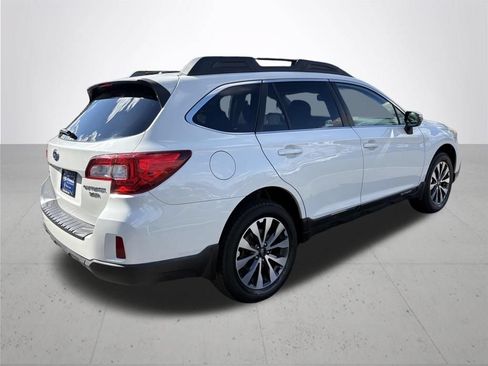 Used 2015 Subaru Outback 3.6R Limited w/ Popular Package #4 AWD/4WD image 6
