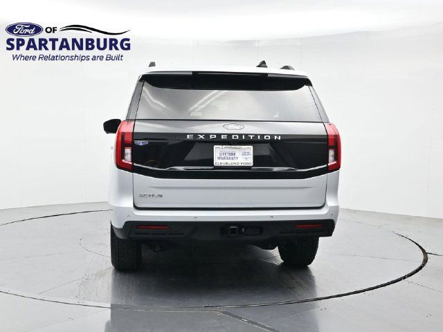Used 2025 Ford Expedition Active RWD image 8