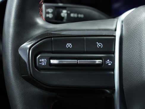 Used 2023 Chevrolet Colorado Z71 w/ Z71 Convenience Package 2 image 20