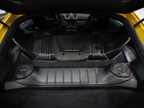 Used 2024 Porsche 718 Cayman GT4 RS RWD image 51