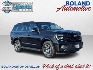 Used 2025 Ford Expedition Active video 1