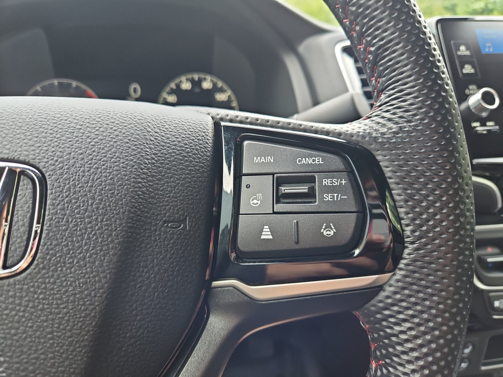 Used 2024 Honda Ridgeline Black Edition image 29
