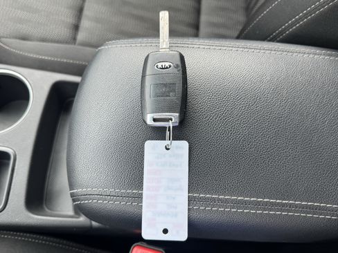 Used 2019 Kia Sportage LX AWD/4WD image 27