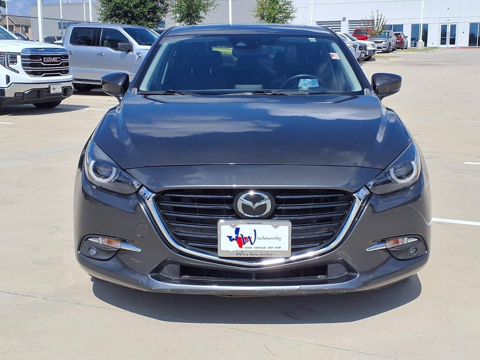 Used 2018 MAZDA MAZDA3 Grand Touring w/ Premium Equipment Package FWD image 4