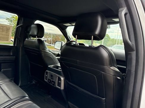 Used 2019 Ford F150 Raptor w/ Equipment Group 802A Luxury AWD/4WD image 26