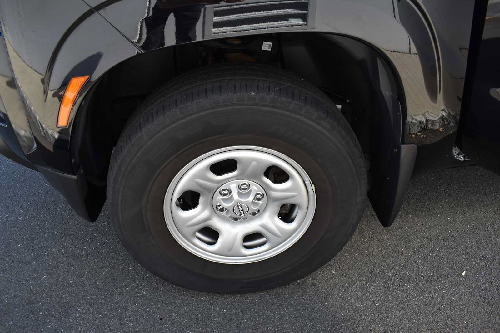 Used 2022 Nissan Frontier S w/ Technology Package AWD/4WD image 24
