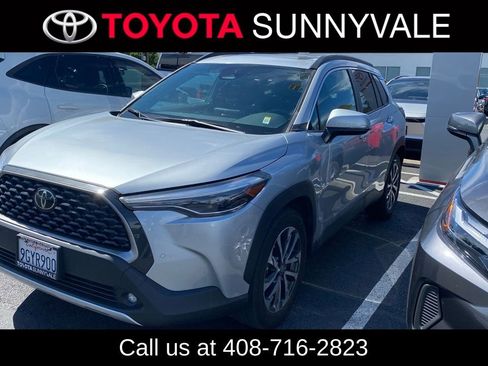 Used 2023 Toyota Corolla Cross XLE w/ Convenience Package image 1