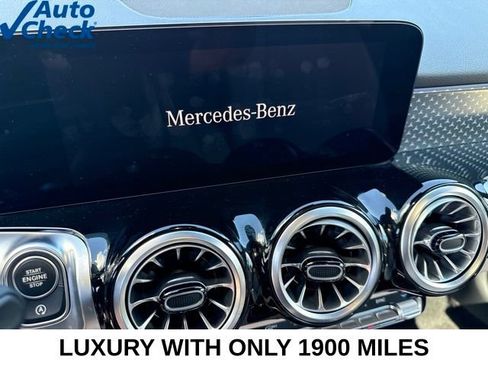 Used 2026 Mercedes-Benz GLB 250 4MATIC image 6