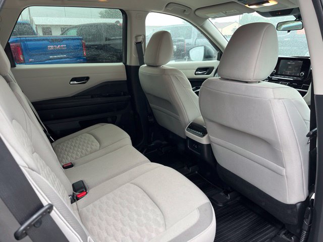 Used 2022 Nissan Pathfinder SV w/ Cargo Package AWD/4WD image 14