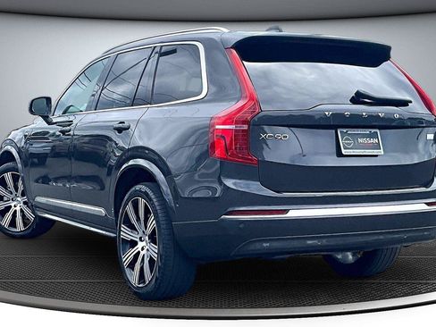 Used 2024 Volvo XC90 T8 Plus w/ Protection Package Premier AWD/4WD image 5