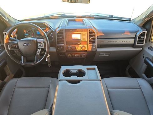 Used 2019 Ford F350 XL w/ Power Equipment Group image 9