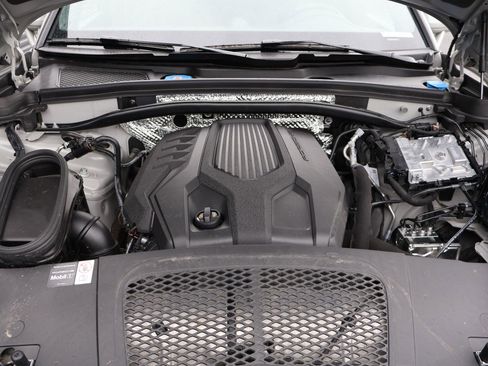 Used 2026 Porsche Macan image 29