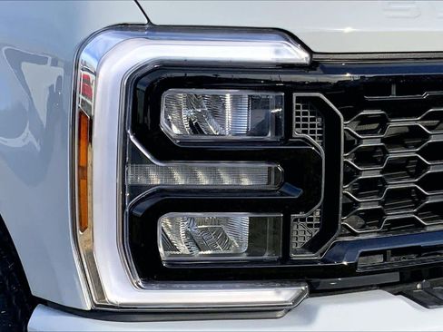 New 2026 Ford F350 Lariat w/ Black Appearance Package image 10