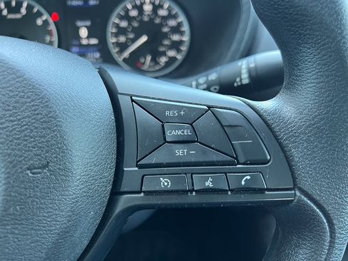 Used 2024 Nissan Sentra S FWD image 17