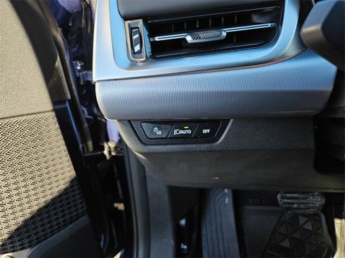 Used 2025 BMW X1 xDrive28i w/ Premium Package image 17