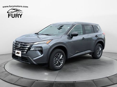 Used 2024 Nissan Rogue S FWD image 8