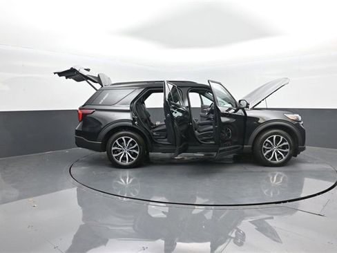 New 2026 Ford Explorer ST-Line image 36