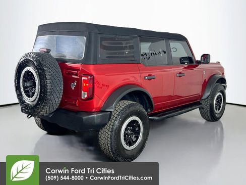 Used 2021 Ford Bronco Base w/ Sasquatch Package image 15