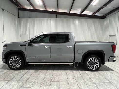 New 2026 GMC Sierra 1500 Denali Ultimate image 2