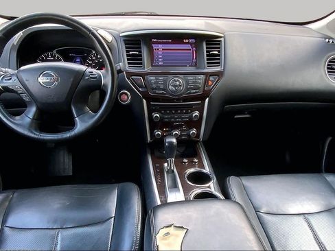 Used 2014 Nissan Pathfinder Platinum w/ Platinum Premium Package FWD image 15