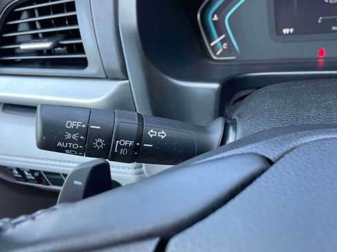 Certified 2023 Honda Odyssey EX-L image 25