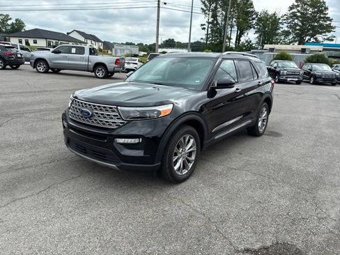 Used 2023 Ford Explorer Limited w/ Equipment Group 301A AWD/4WD image 61