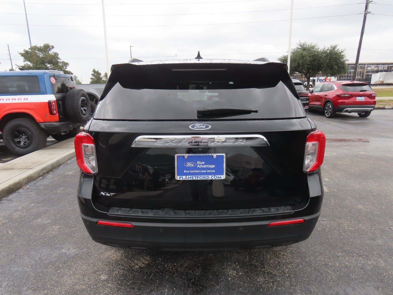 Certified 2024 Ford Explorer XLT RWD image 11