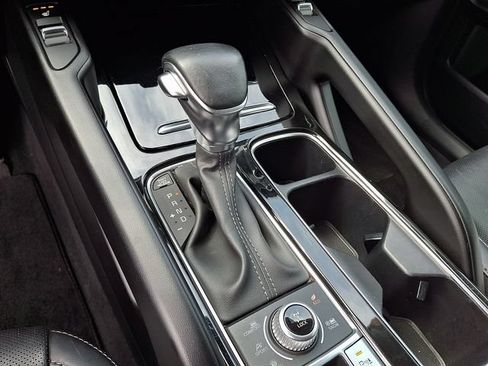 Used 2024 Kia Telluride S AWD/4WD image 11