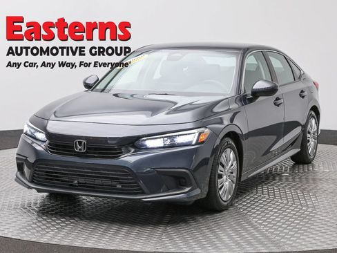 Used 2023 Honda Civic LX image 1
