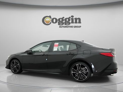 New 2026 Toyota Camry XSE FWD image 7